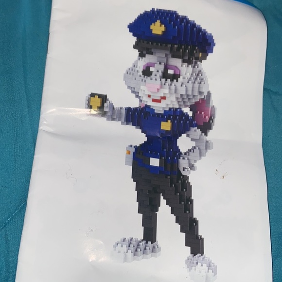 BUILDING KIT ๐ฎโโ๏ธPOLICE OFFICER ๐ฎโโ๏ธ - Picture 2 of 4